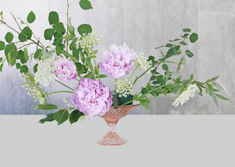 Peony Centerpiece - DIY Wedding Flower Tutorials, Recipes & Supplies