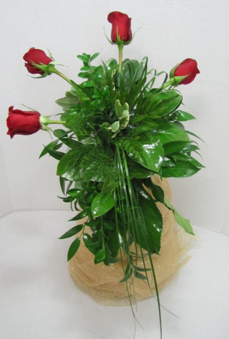 red rose wedding bouquet easy diy flower tutorials what determines flower size